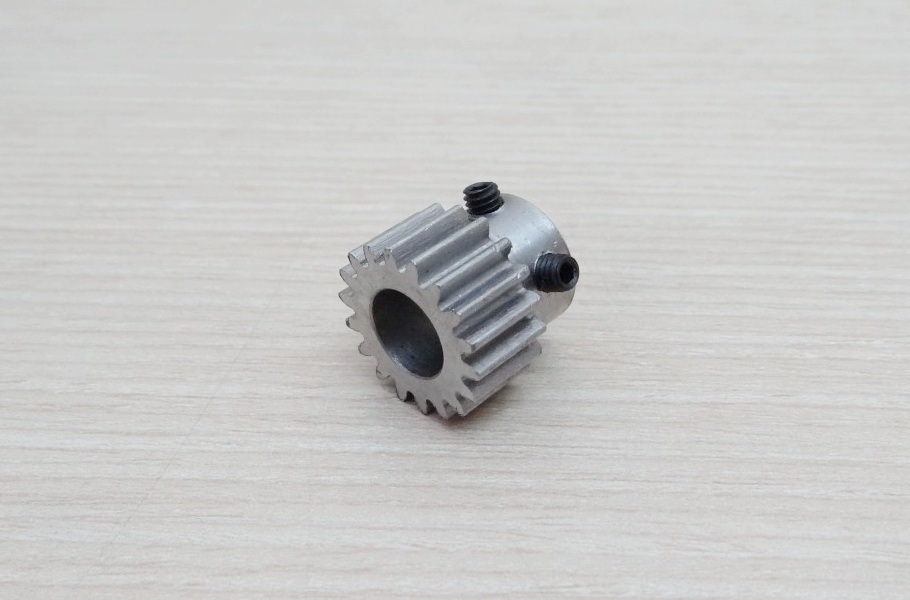 Spur Gear Pinion 1.0 Mod 18Teeth Bore 8mm (straight teeth - เฟืองตรง)