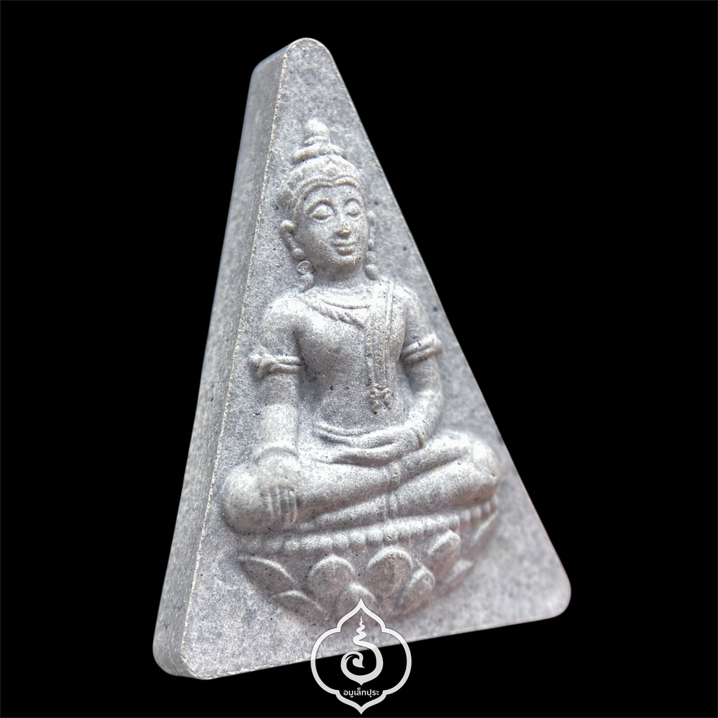 พระสมเด็จนางพญา สก. (สีเทา หมายถึง น้ำ) เฉลิมพระชนมพรรษา 6 รอบ ปี47 สภาผู้แทนราษฎร