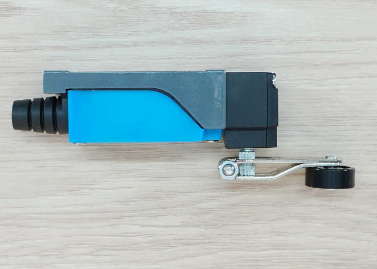 ME(TZ)-8104 Limit Switch AC 250V/5A (Copper Contacts) IP64