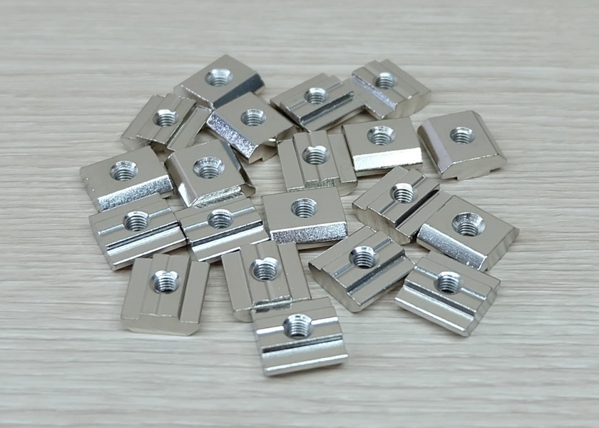 T-Nut M5 (20 ตัว/ชุด) สำหรับ Series 30 Alu Profile