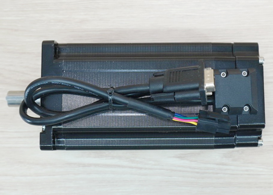 Hybrid Closed-Loop Stepper Motor (Nema34) 86HBS120 แรงบิด 12N.m 5.6A Shaft 14mm + HBS860H Driver