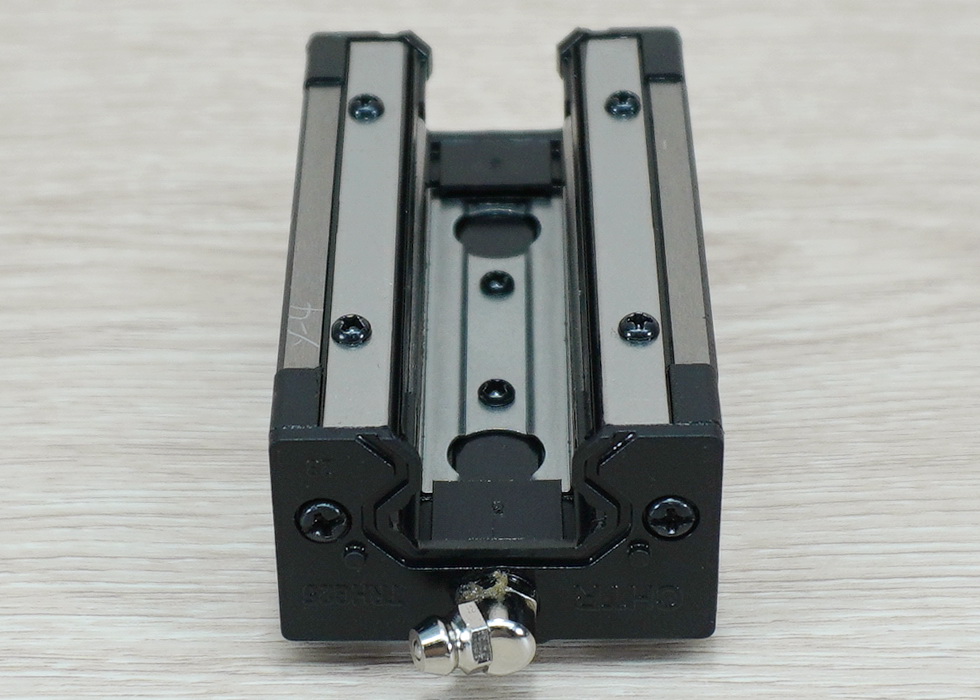 TRH25B Square Slide Block (TRHG25B)