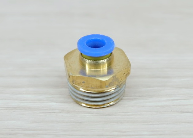PC6-04: 6mm to 1/2BSP (20.5mm) Pneumatic Fittings Brass Quick Connectors