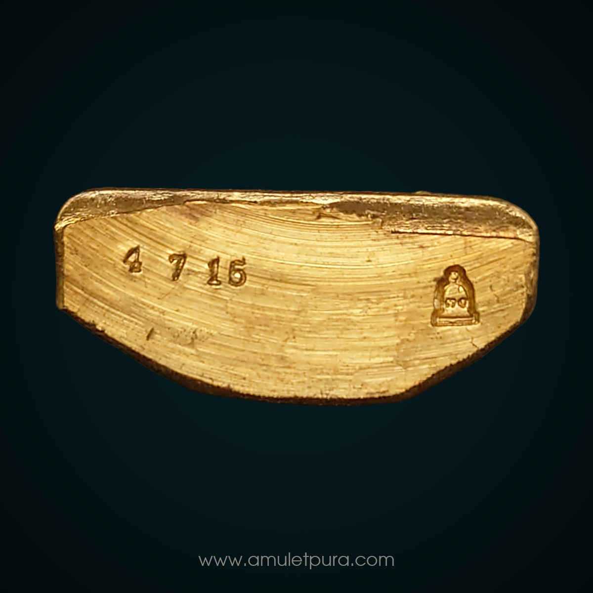 รูปเหมือนปั๊มครูบาอริยชาติ เนื้อทองแดง รุ่นสรงน้ำ รุ่นแรก ปี55 ครูบาอริยชาติ วัดแสงแก้วโพธิญาณ จ.เชียงราย (ใต้ฐานตอกโค้ด และหมายเลข 4715)