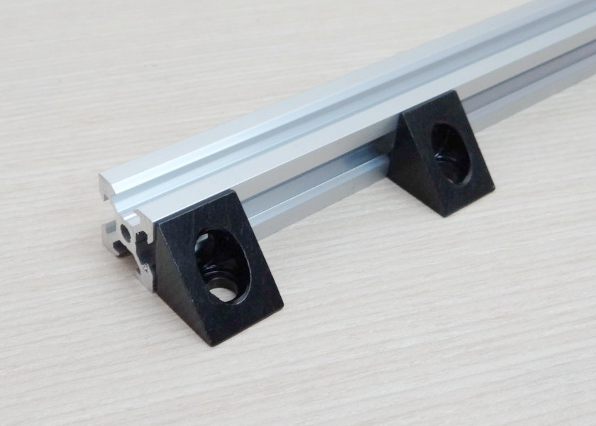 Black Angle Corner Connector