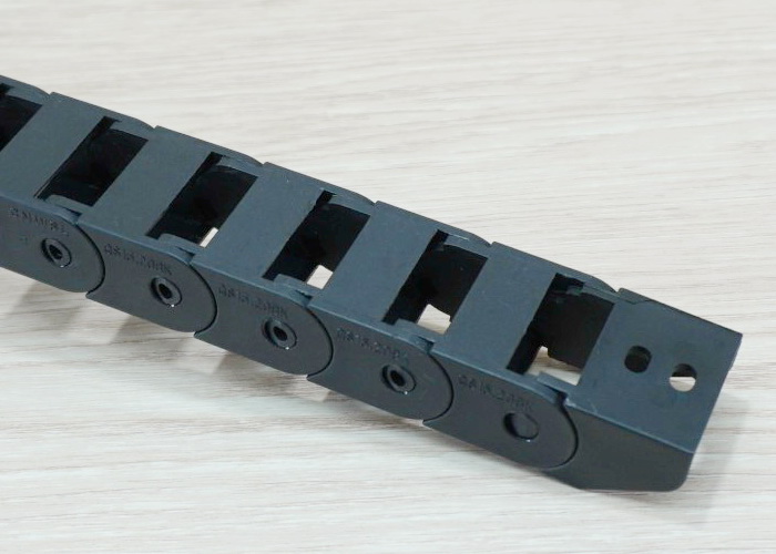 15 X 20 mm Cable Drag Chain R28mm ยาว 1M และ End Connectors