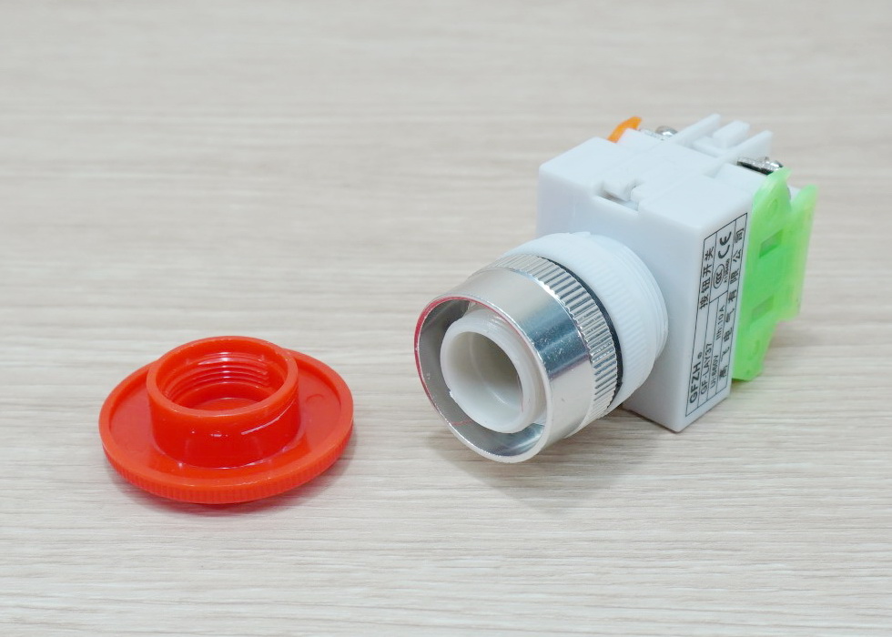 LAY37-11ZS Emergency Stop Push Button Switch Y090 (1NO/1NC) AC660V(Max) 10A