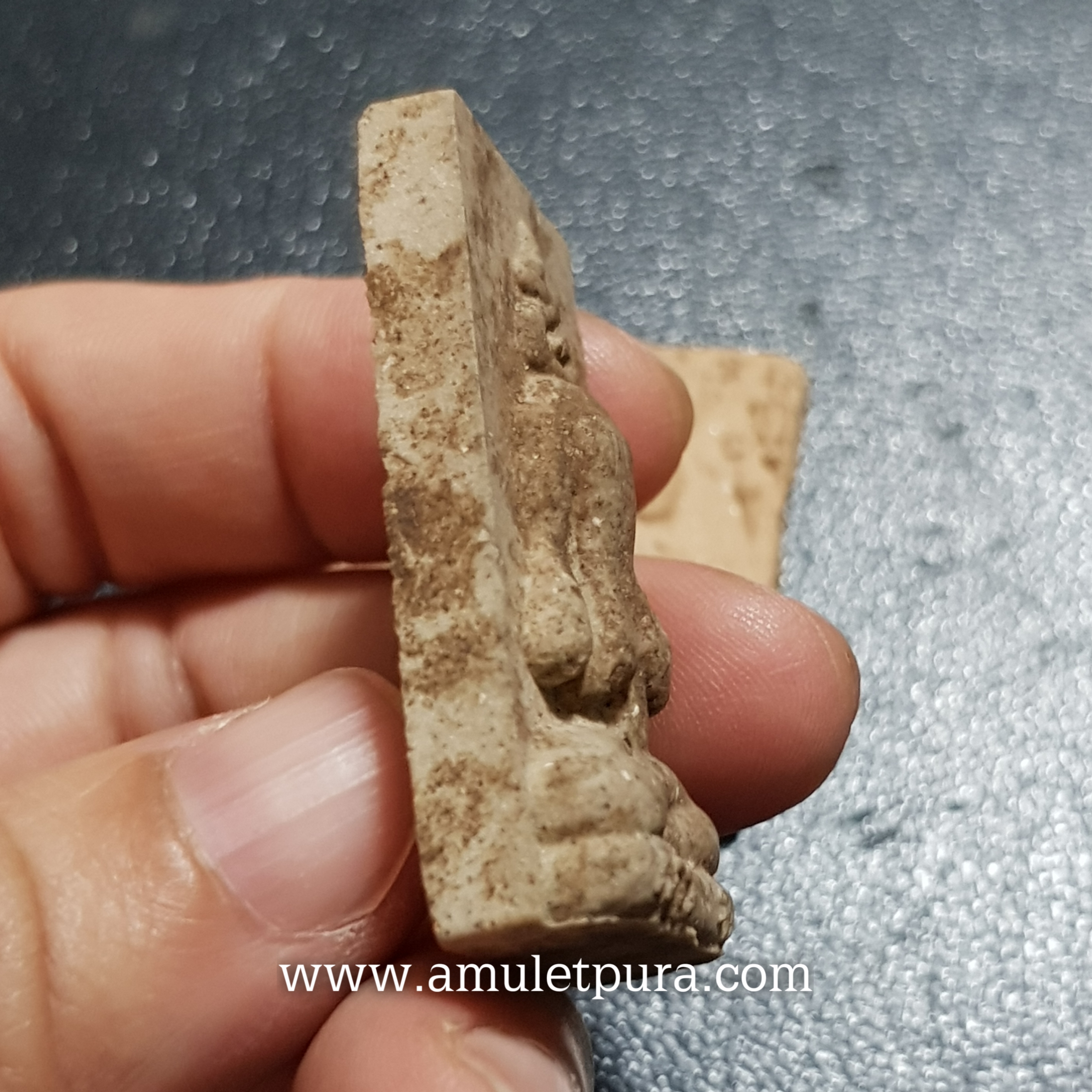 พระผงพรายสมุทร อชิโต พระปิดตามหาอุตม์ ปิดทวารทั้งเก้าหลังมหายันต์เพชรรัตน์ หลวงพ่อเจิม รุ่น2(เนื้อผงรุ่นแรกที่แตกๆหักนำมากดพิมพ์ใหม่)ปี49 หลวงพ่อเจิม วัดหอยราก จ.นครศรีธรรมราช