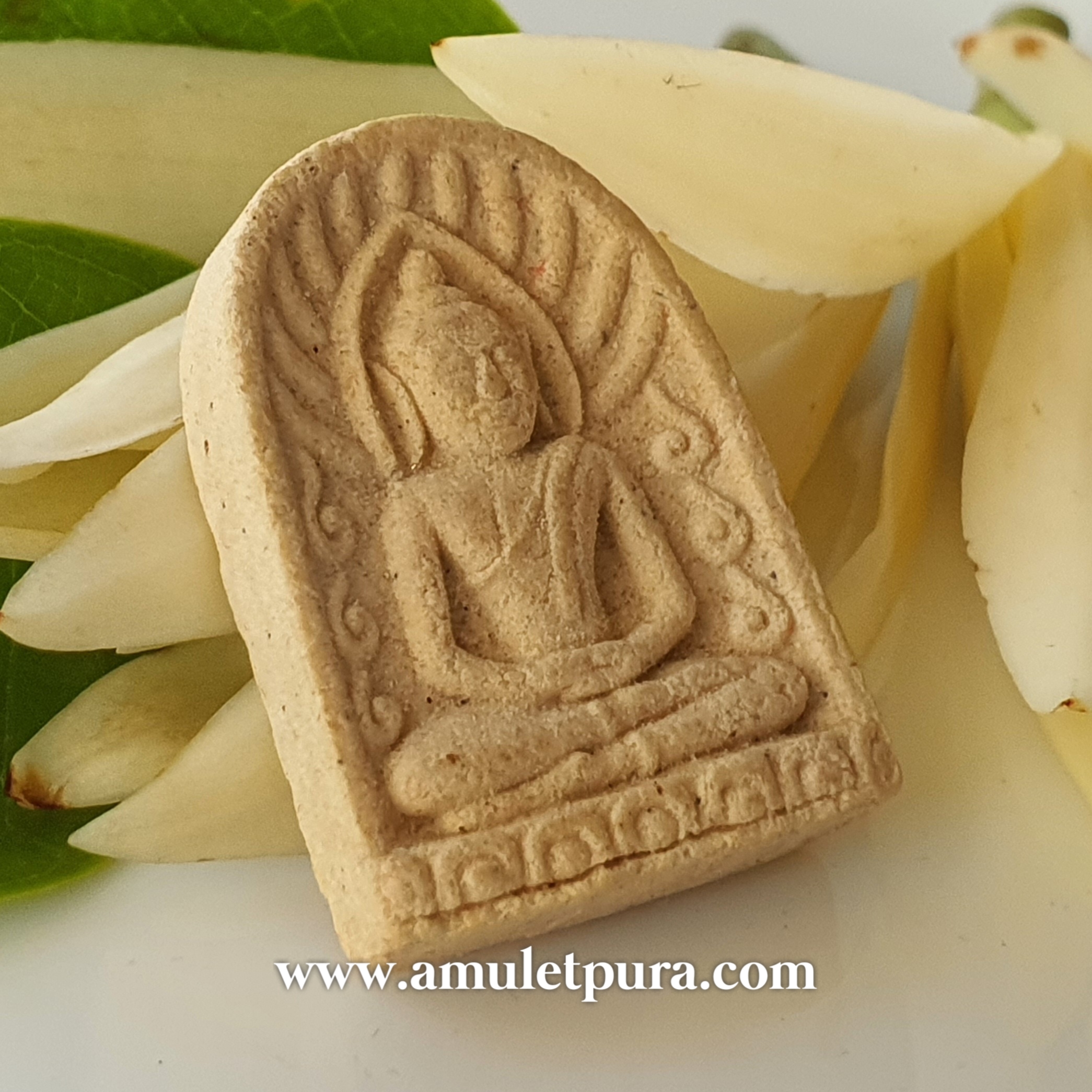 พระซุ้มกอ(หินปราสาทขอมพันปี)ปี39 หลวงปู่สรวง เทวดาเล่นดิน บ้านละลม จ.ศรีษะเกษ(หลังปั้มหมึก)