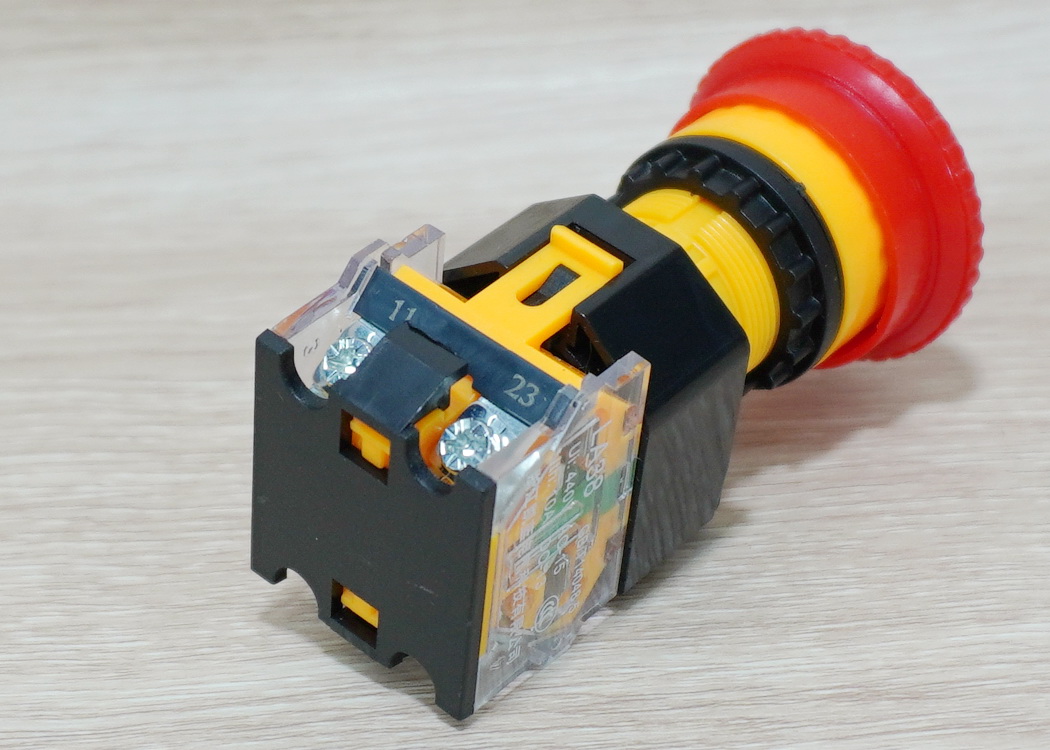 LA38-11ZS Emergency Stop Push Button Switch (1NO/1NC) AC440V(Max) 10A