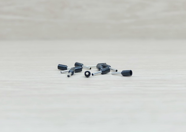 E1008 (Black) Terminal เหมาะกับสาย 18AWG (แพ็ค100ชิ้น)