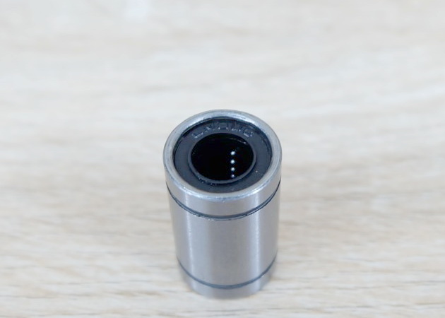 LM8UU (8x15x24mm) Linear Ball Bearing 8mm