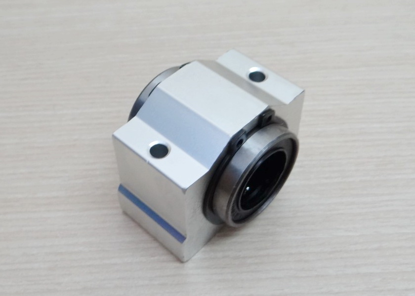 SCV20UU Linear Ball Bearing Block 20mm