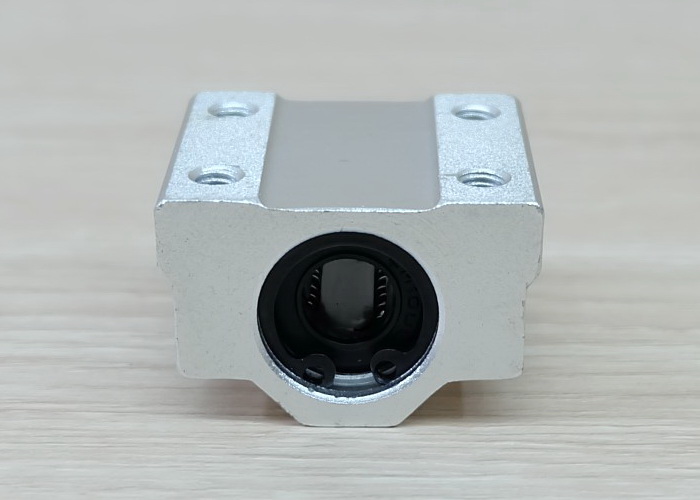 SCS10UU Linear Ball Bearing Block 10mm