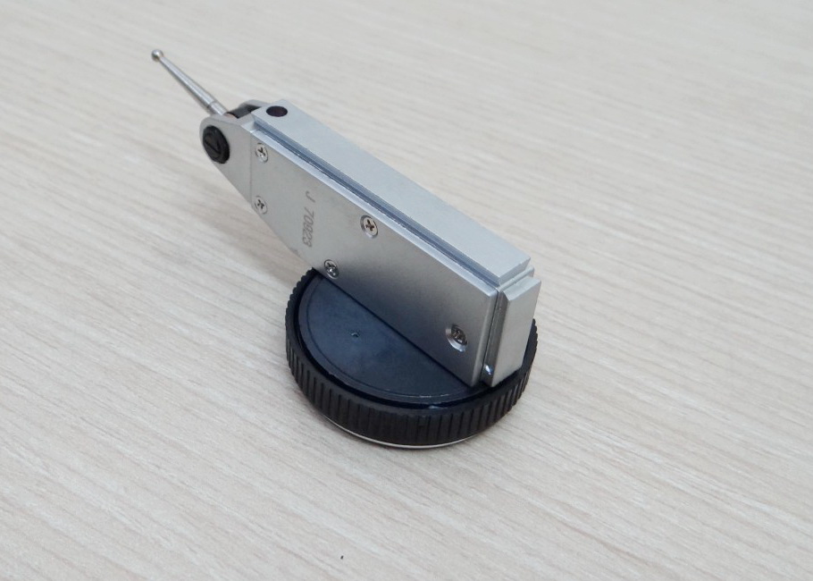 Syntek, 0-0.8mm shockproof Dial Test lever Indicator 0.01mm (diameter yellow face 33.5mm) Accuracy ±0.01mm