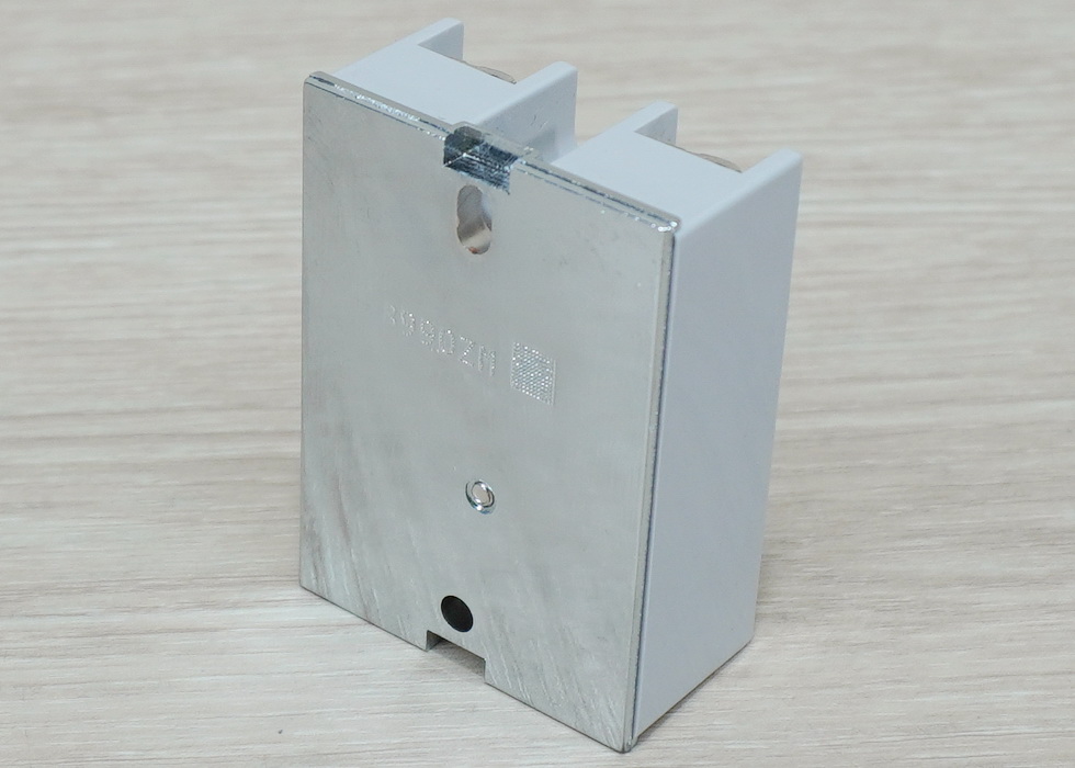 Solid State Relay, SSR-40DA-H, input 3-32VDC output 90-480VAC, 25A