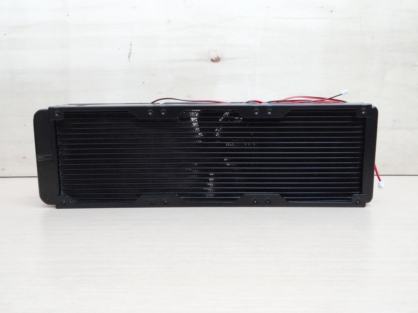 360mm Aluminum Radiator Water Cooling 18 Tube Heat Exchanger หัวเกลียว 1/8BSP (9.5mm) + 3 Fan 12V DC