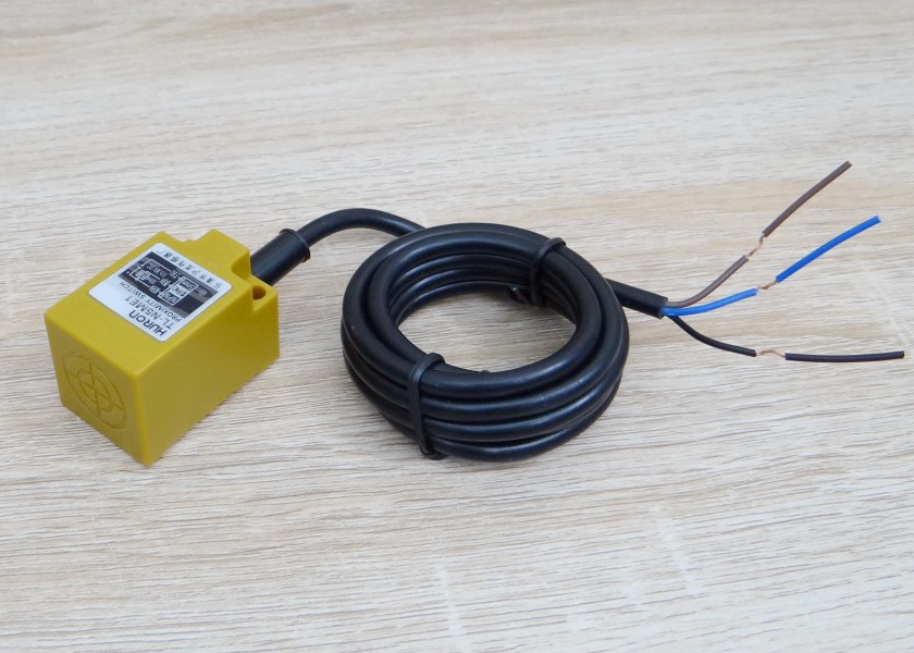 TL-N5ME1 (NPN, NO ระยะ 5mm) 6-36VDC Inductive Proximity Sensor