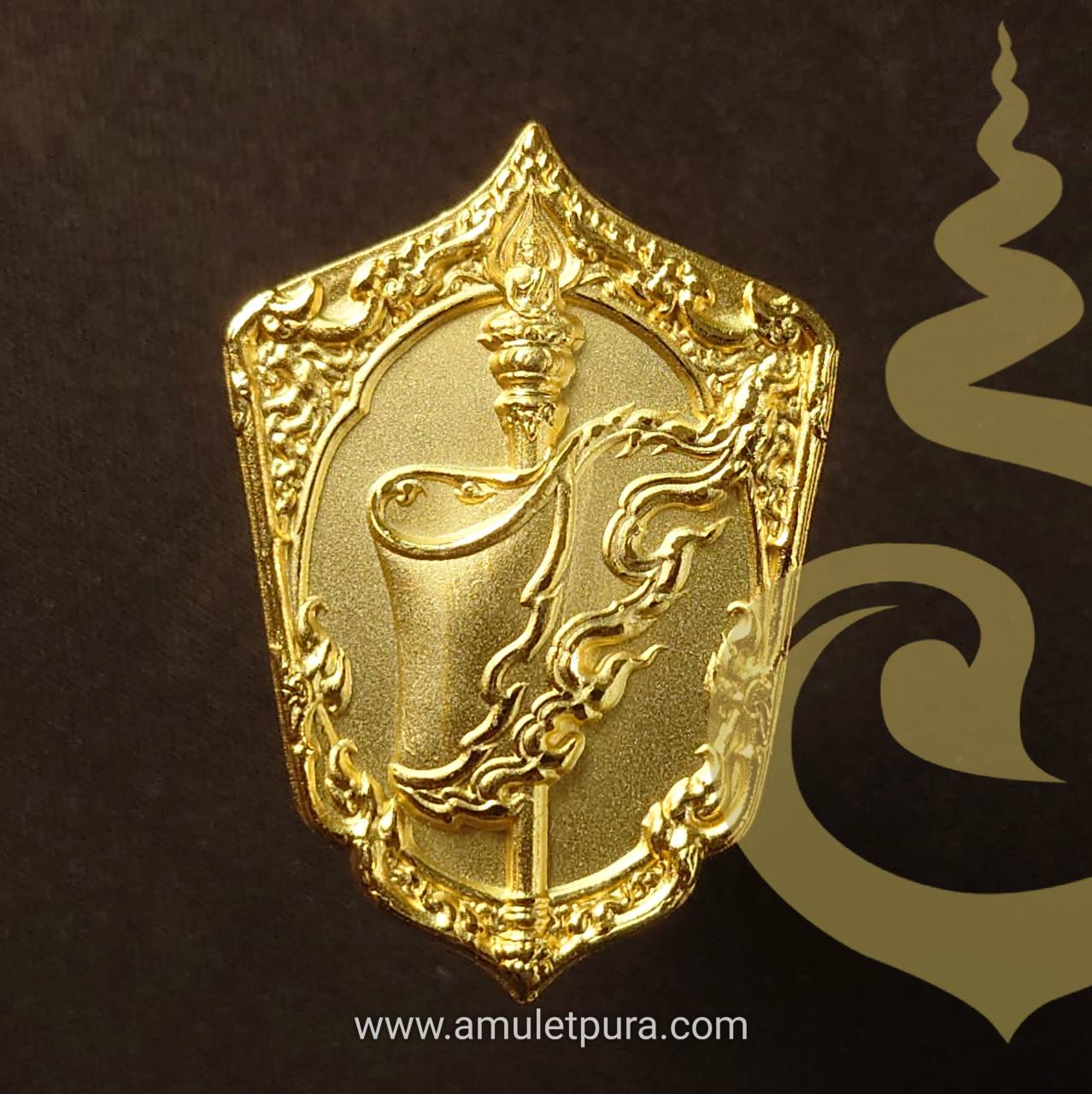 เหรียญธงชัยนวหรคุณ (เนื้ออาบทองขัดเงา) ปี59 เจ้าคุณธงชัย วัดไตรมิตรฯ กรุงเทพมหานคร (มีโค้ด หมายเลข 4165)