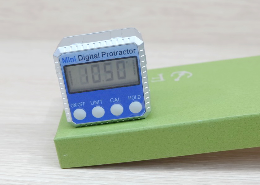 Syntek, Mini Digital Protractor Angle Finder 360° DR168 Zinc Alloy Style (Accuracy: ±0.2 °)