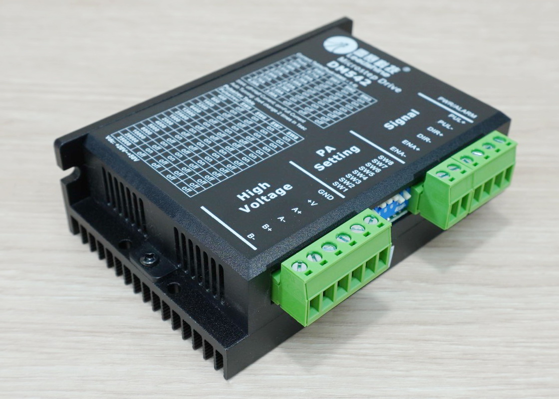 DM542 (Leadshine) Microstep Driver Peak 4.2A, 20-50 VDC 2-phase