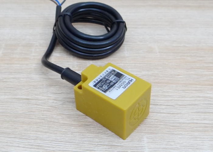 TL-N5ME1 (NPN, NO ระยะ 5mm) 6-36VDC Inductive Proximity Sensor