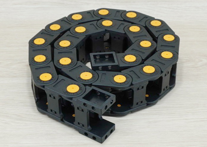 20 X 38 mm Cable Drag Chain R55mm ยาว 1M และ End Connectors (Bridge opening)
