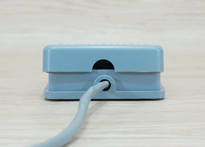 Foot Switch TFS-201 Momentary Control Switch SPDT(1NO 1NC) Wire 2M 250V, 10A