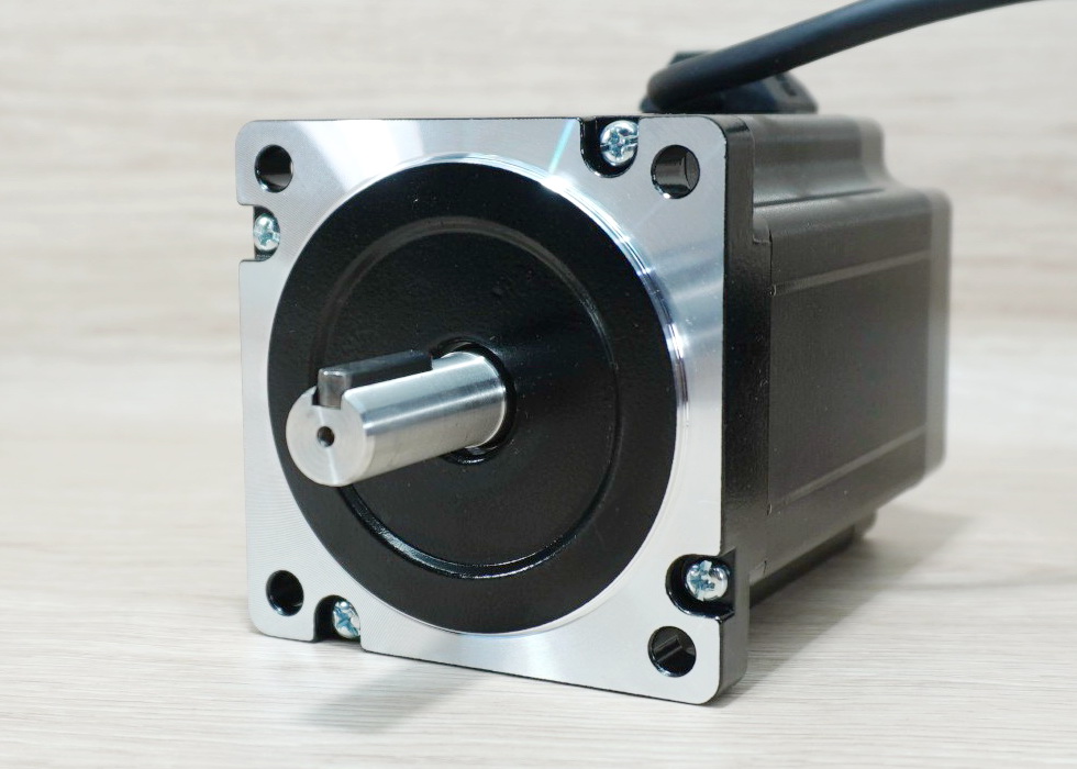 Stepper Motor (Nema34) แรงบิด 8.5N.m 5.6A Shaft 14mm (86BYGH250C) - 5m Cable
