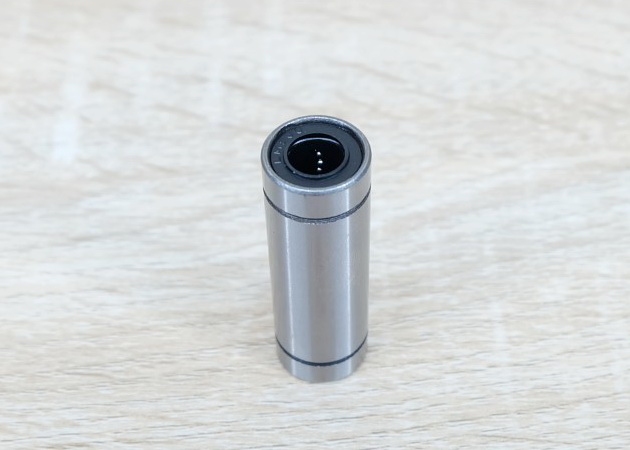 LM8LUU (8x15x45mm) Linear Ball Bearing 8mm