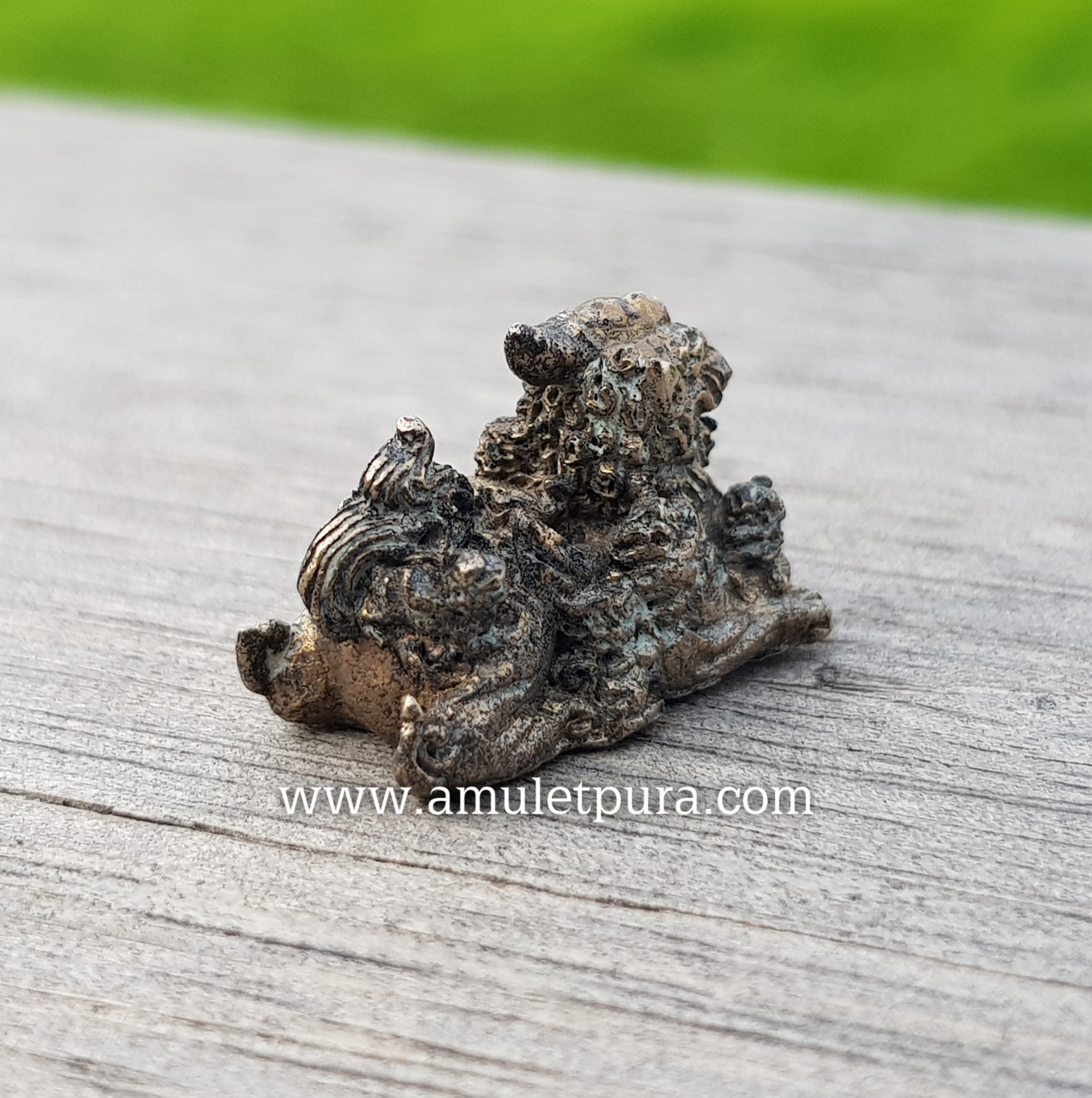 พญาปี่เซี๊ยะ แม่ลูกอ่อนมีลูก 8 ตัว(นวโลหะ)หลวงปู่ชุนหมิง วัดบางแก้ว จ.นครสวรรค์ (ตอกโค้ดใต้ฐาน)