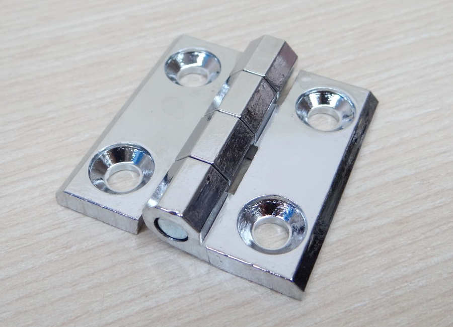 บานพับ Hinge 50x50 mm Zinc alloy ระยะรู 30x30 mm, รูยึด 6.5 mm (สีเงิน)