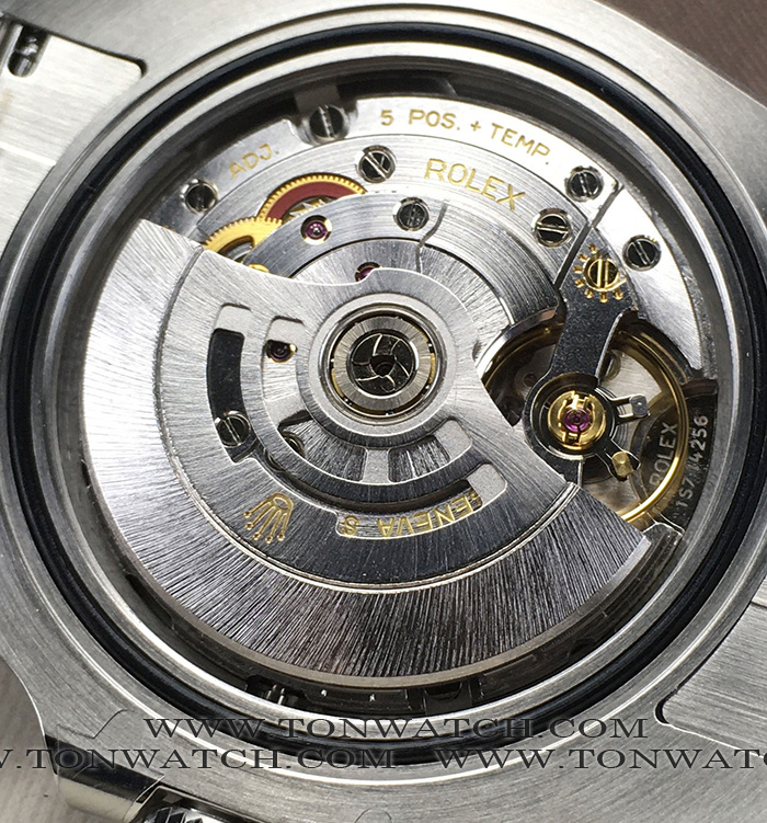 ROLEX SUBMARINER DATE 41 MM. VSF