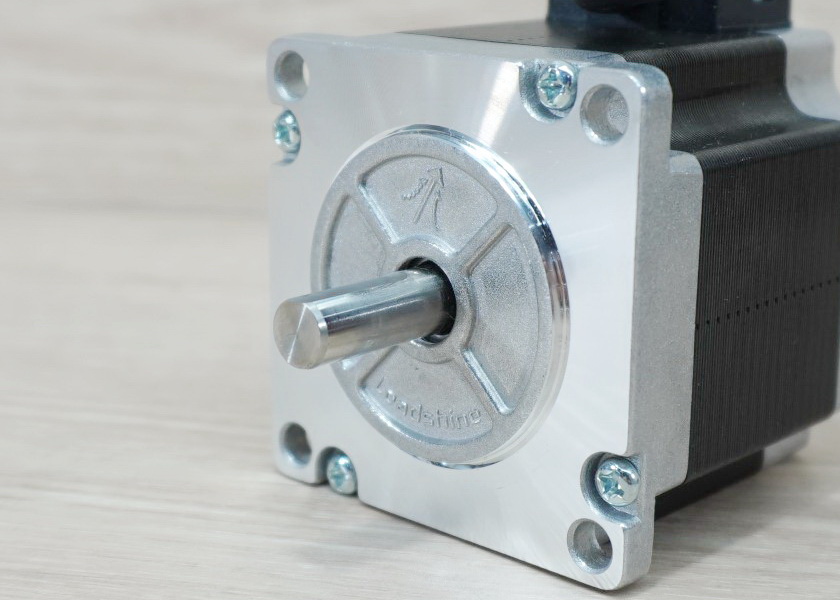 Leadshine - Stepper Motor (Nema 23) แรงบิด 1.3N.m 4A Shaft 8mm (57CM13-0-I8) 40cm Cable