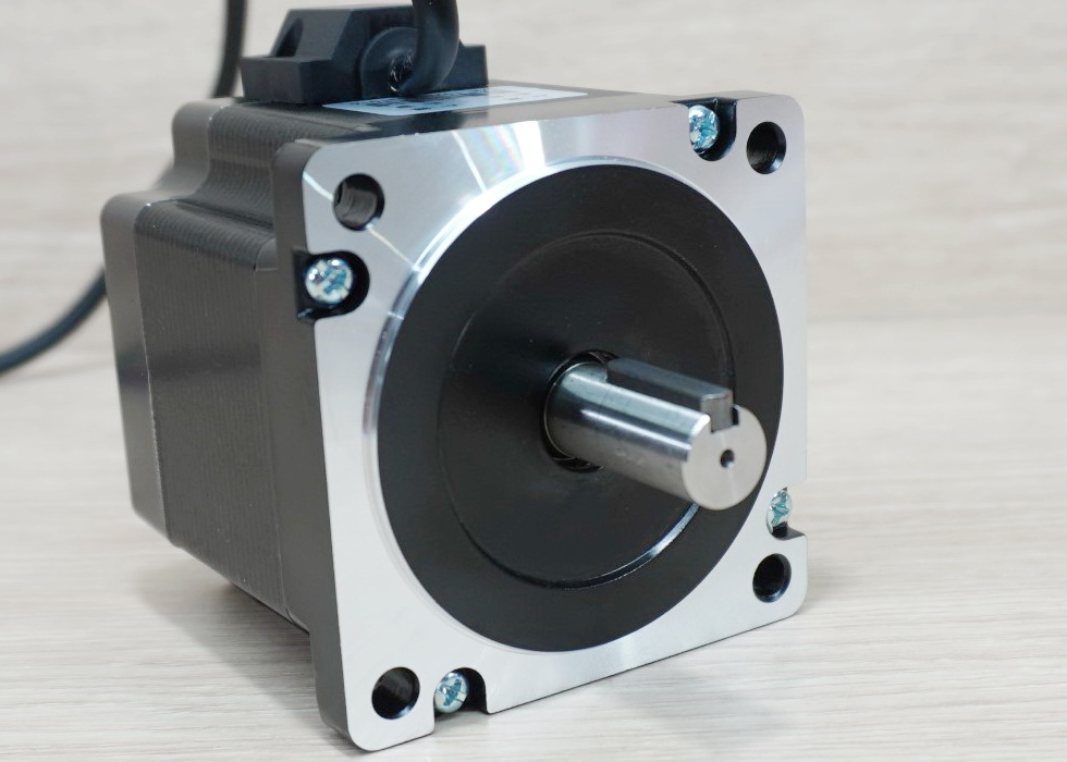 Zhengji - Stepper Motor (Nema34) แรงบิด 4N.m 6A Shaft 14mm (J-8618HB6401)