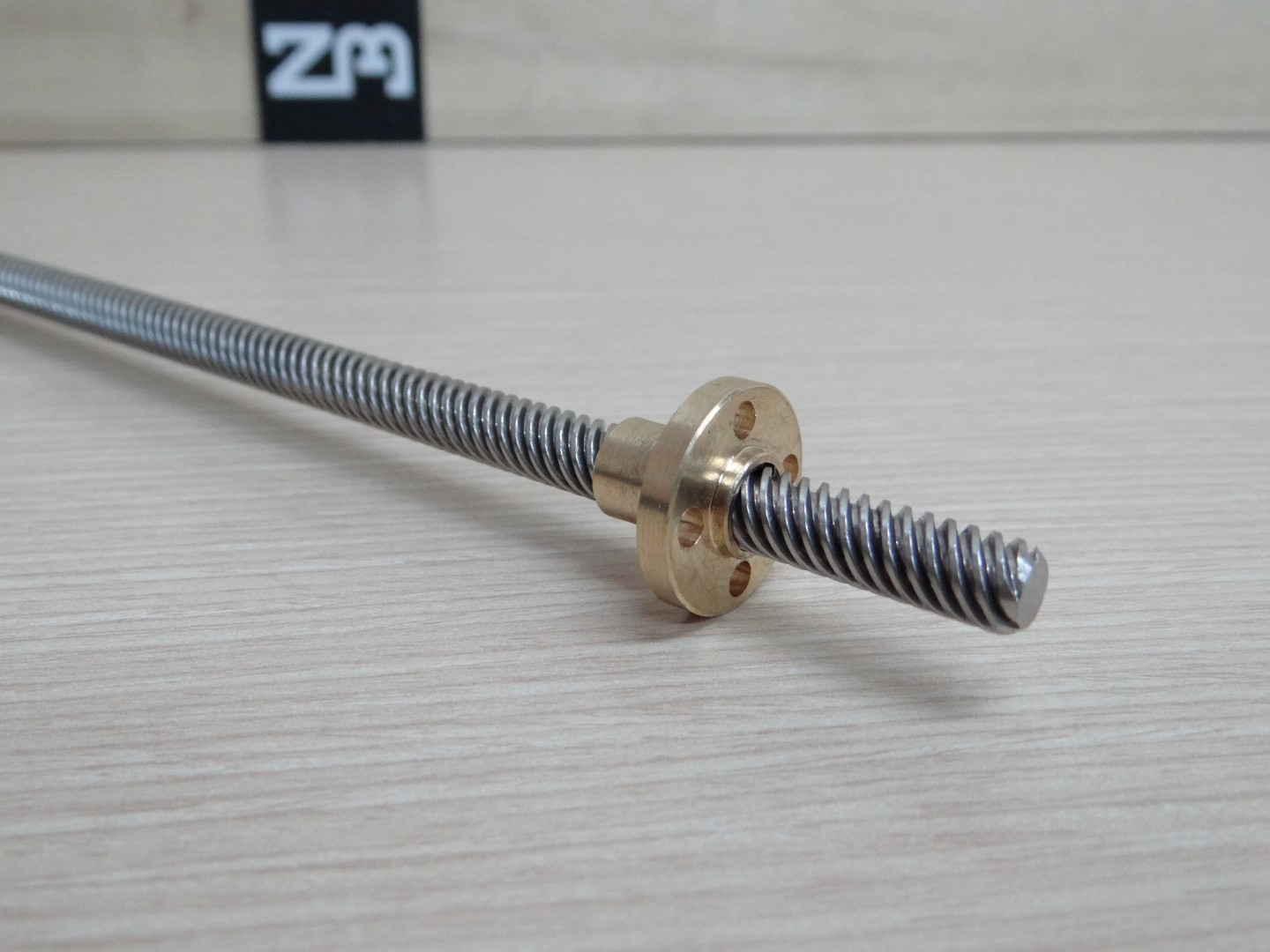 T8 Lead Screw Dia 8mm ยาว 300mm (Lead 12mm) + Copper Nut