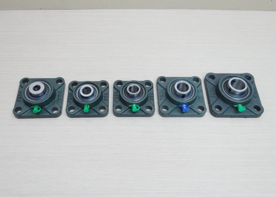 UCF204 Flange Bearing Unit 20mm Cast Iron Housing Self-aligning