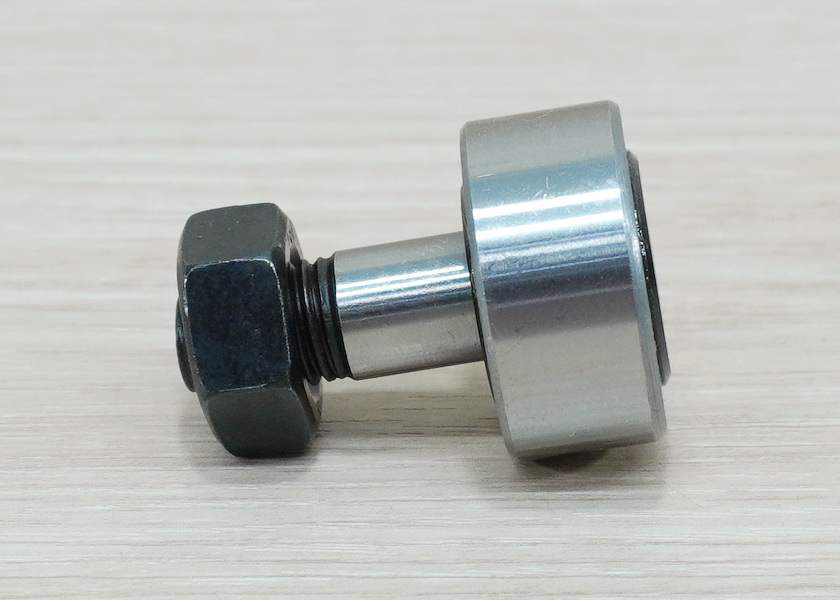 CF10-1/ KR26 Cam Follower Needle Roller Bearing M10x1.25mm