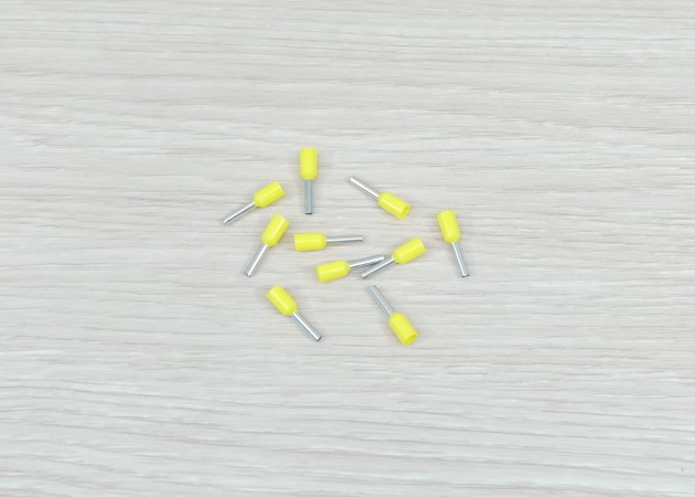 E1008 (Yellow) Terminal เหมาะกับสาย 18AWG (แพ็ค100ชิ้น)