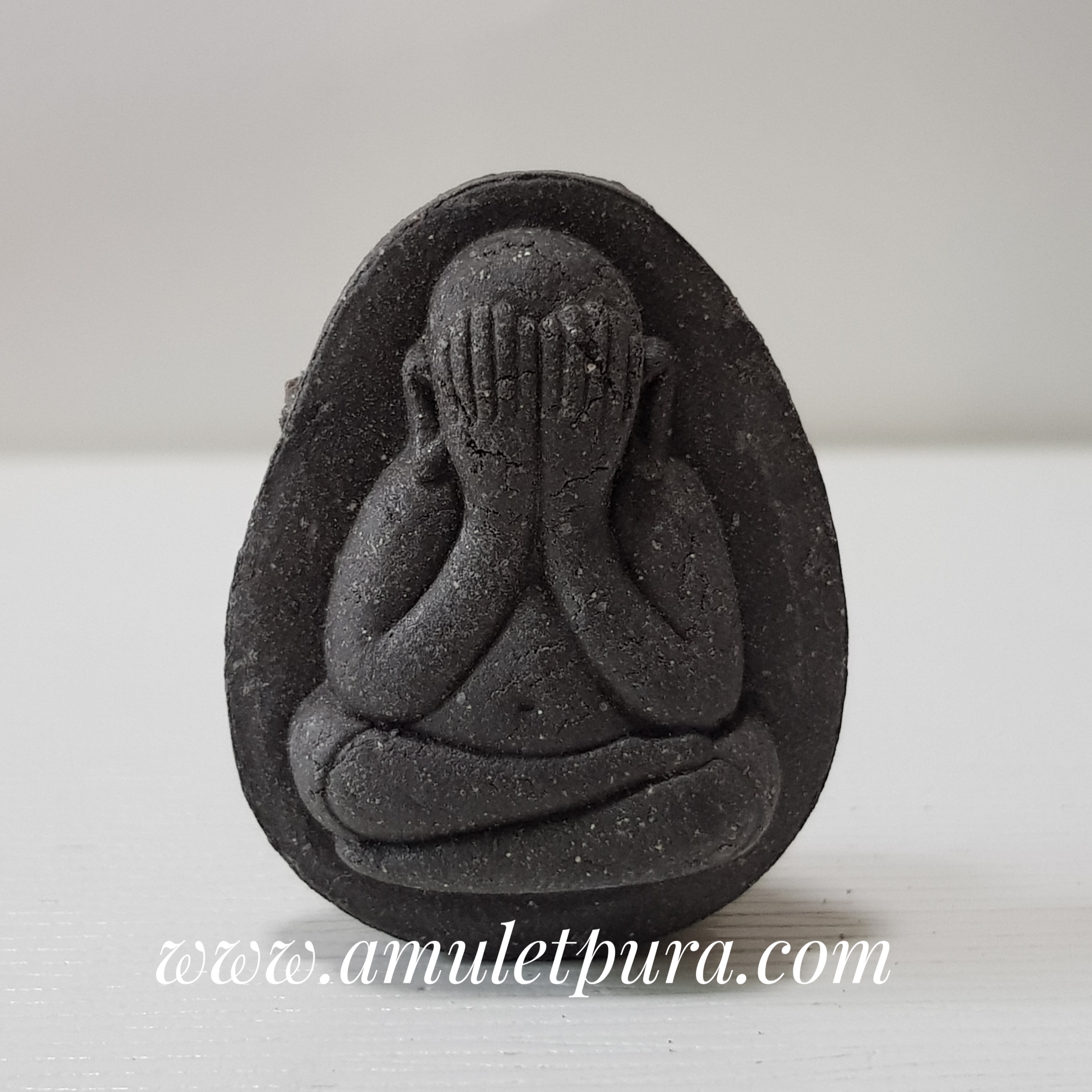 พระปิดตา (พิมพ์ใหญ่ เนื้อผงใบลาน) รุ่น1 ครูบาวัง วัดเชตวัน จ เชียงใหม่