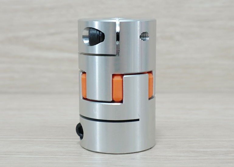 20 x 20 mm XB-Plum Flexible Shaft Coupling D40 L66