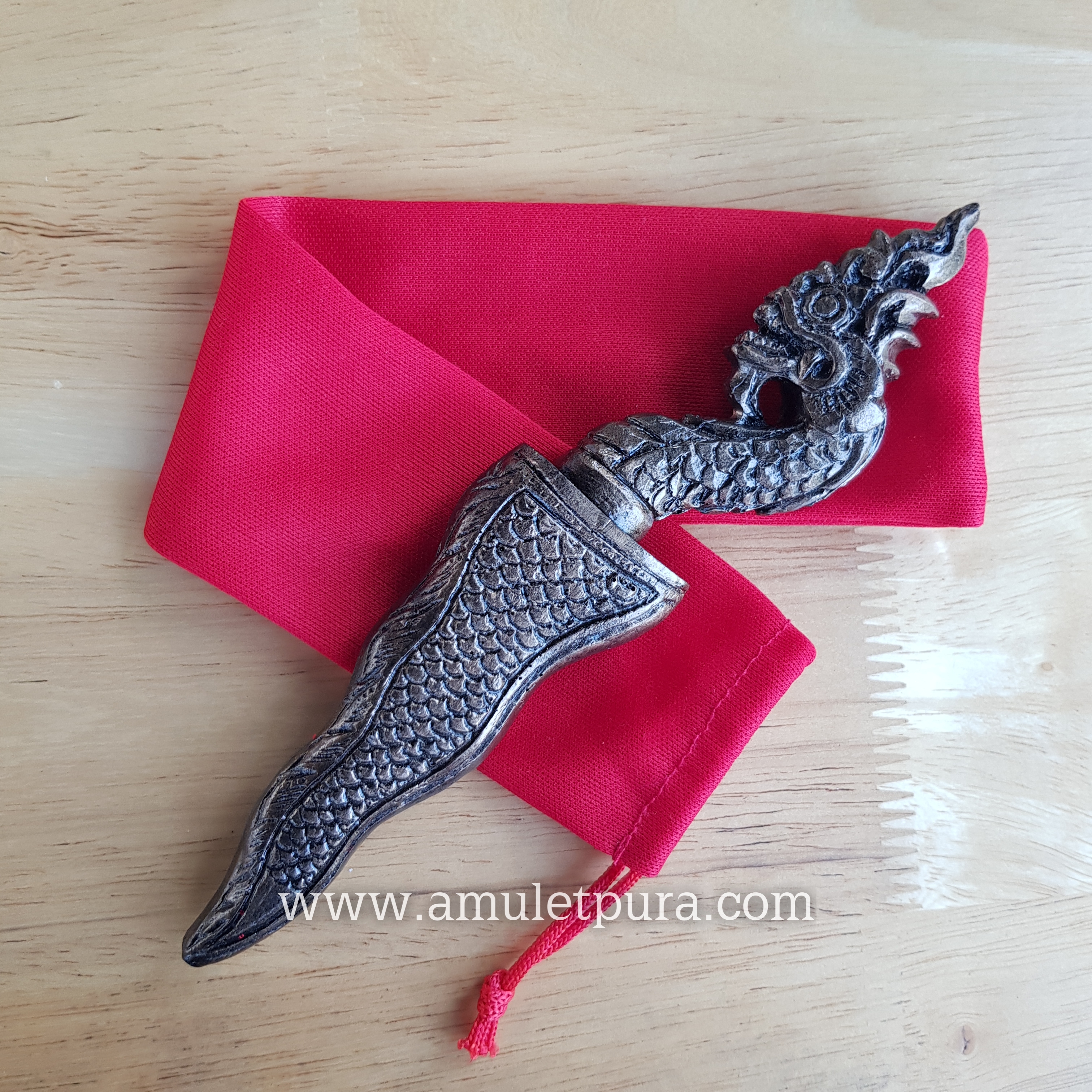 กริชนาคา เจ้าปู่ศรีสุทโธ นำฤกษ์ (เนื้อเหล็กน้ำพี้) ปี63 หลวงปู่คำไหล วัดศรีชมภู จ.นครพนม (หมายเลข32)