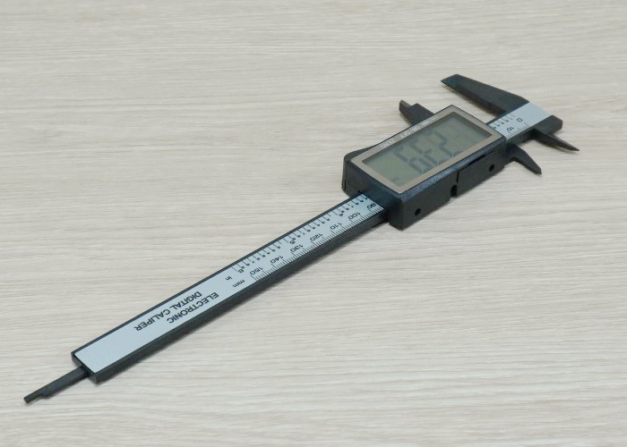 Digital Caliper 0-150mm, Accuracy ±0.2mm (Carbon Fiber Composite)
