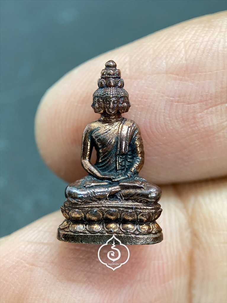 พระมหาเศรษฐีนวโกฏิ (พิมพ์เล็ก เนื้อนวะโลหะ) พิธีเสาร์ 5 มหาเศรษฐี ปี53 วัดสระเกศ และวัดไตรมิตร อ.ลักษณ์ เรขานิเทศ (ใต้ฐาน ตอกโค้ด)