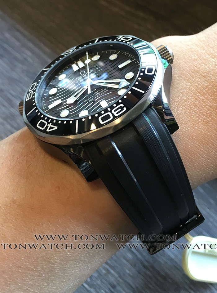 OMEGA 300M BLACK CERAMIC VSF