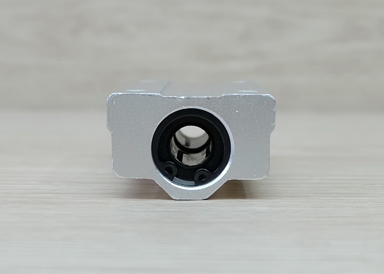 SCS10LUU Linear Ball Bearing Block 10mm