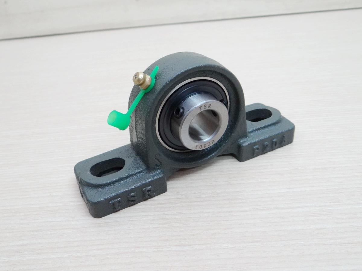 UCP203 Pillow Block Bearing 17mm Cast Iron Housing Self-aligning
