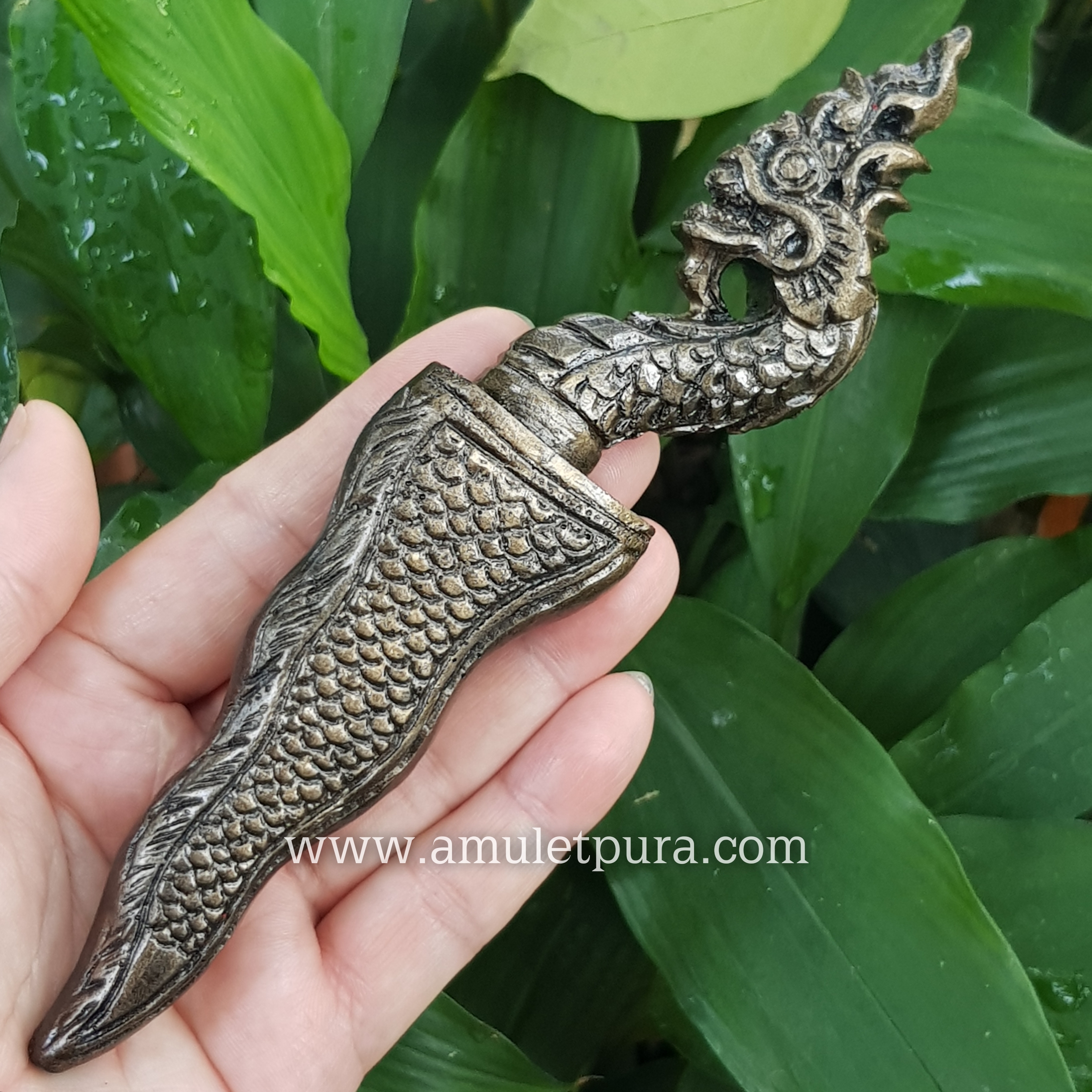 กริชนาคา เจ้าปู่ศรีสุทโธ นำฤกษ์ (เนื้อเหล็กน้ำพี้) ปี63 หลวงปู่คำไหล วัดศรีชมภู จ.นครพนม (หมายเลข32)