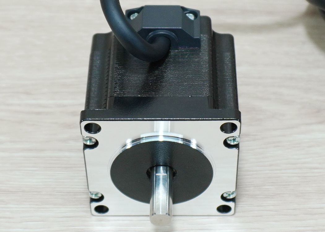 57BYGH250B - Stepper Motor (Nema23) แรงบิด 1.2N.m 3A Shaft 8mm - 2m Cable