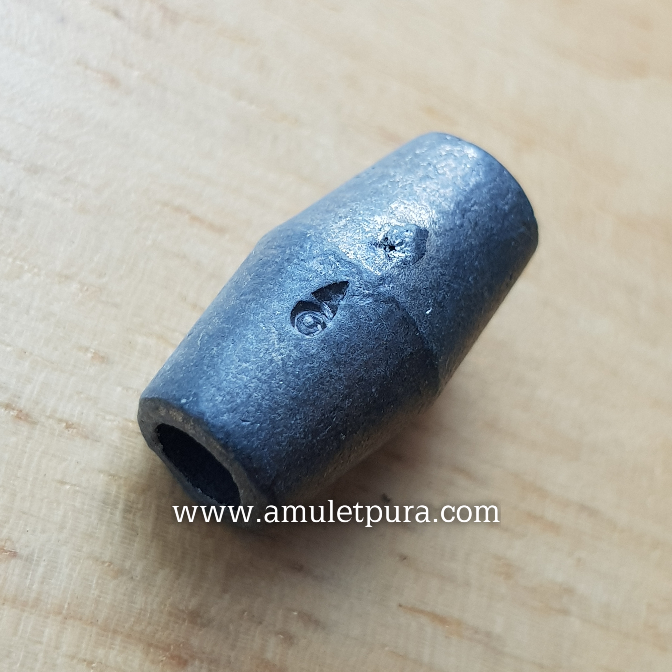 ลูกสะกด(ตะกั่วอวน)ปี49 หลวงพ่ออุ้น วัดตาลกง จ.เพชรบุรี(ตอกโค้ด)